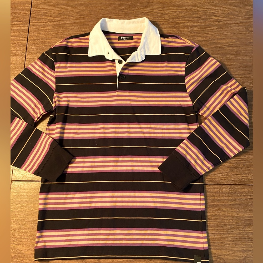 NWOT- Tilly-RSQ Men’s Oversized Navy StripedPolo Size Medium